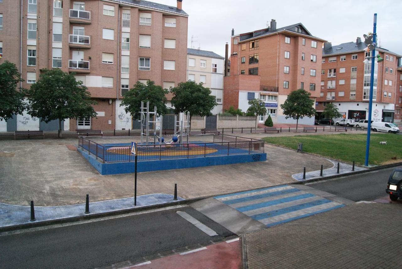 Apartamento El Caminito Apartment Ponferrada Exterior photo